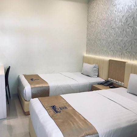 מאלאנג Hillside Suite Guest House מראה חיצוני תמונה